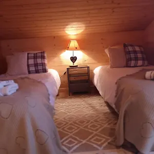 Charming Family For 8 People, With Private Hot Tub Les Clefs
